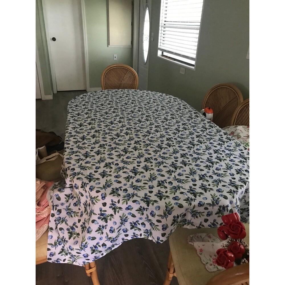 Blueberry table cloth